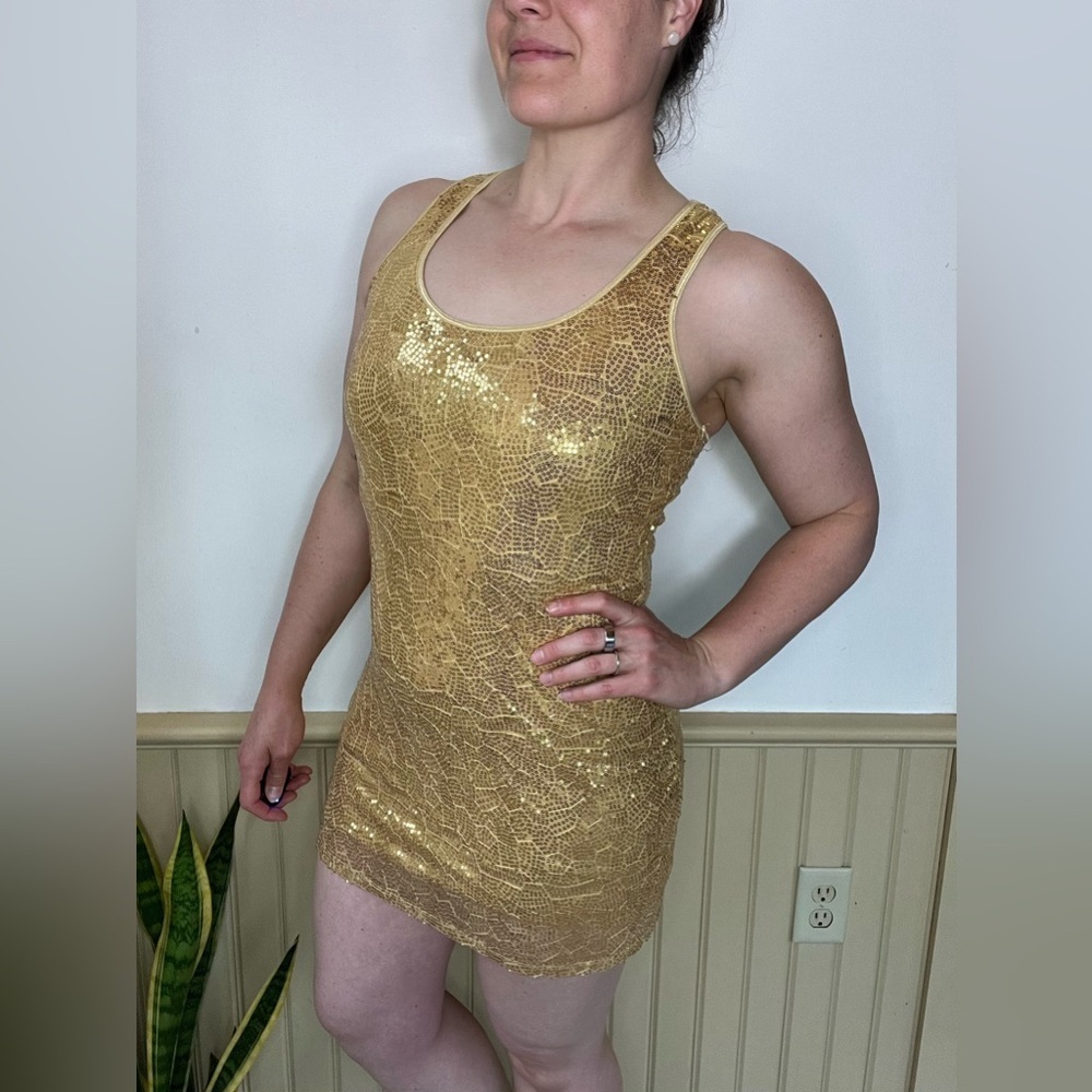 BEBE Mini Dress Gold Sequin Y2K Vegas Bachelorette Party Club Women’s Sz M